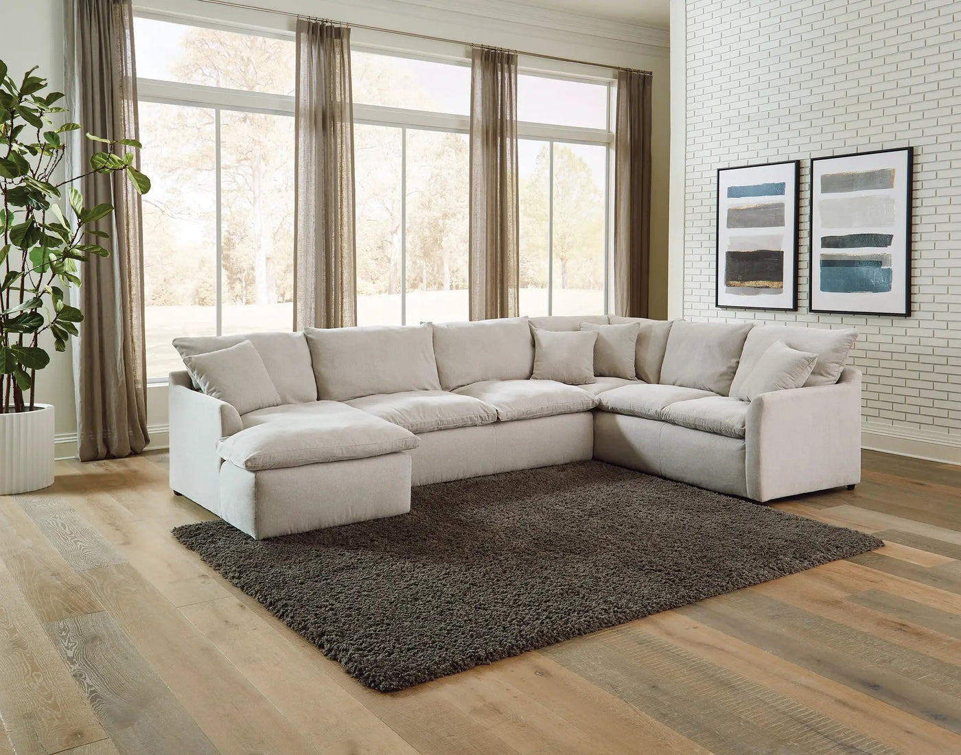 Harper - Sectional by Unique Piece Furniture