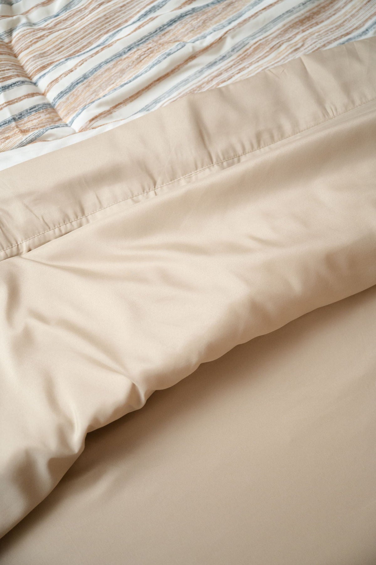 Micro and Bamboo Hypoallergenic Sheet Set with Thermo-Regulating Comfort - Multiple Colors, photo 9 of 17