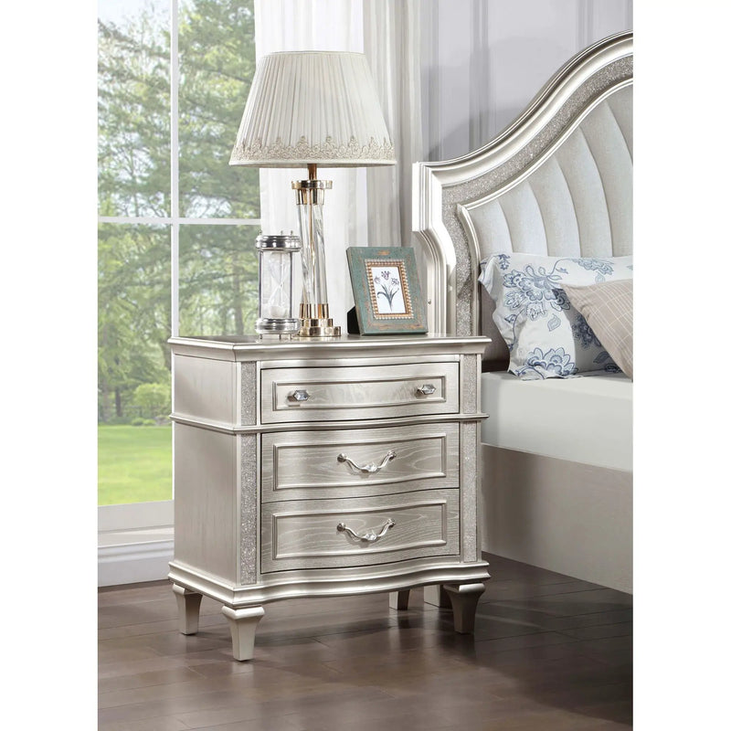 Evangeline - 3 Drawer Nightstand - Oak by HouseOfZazla