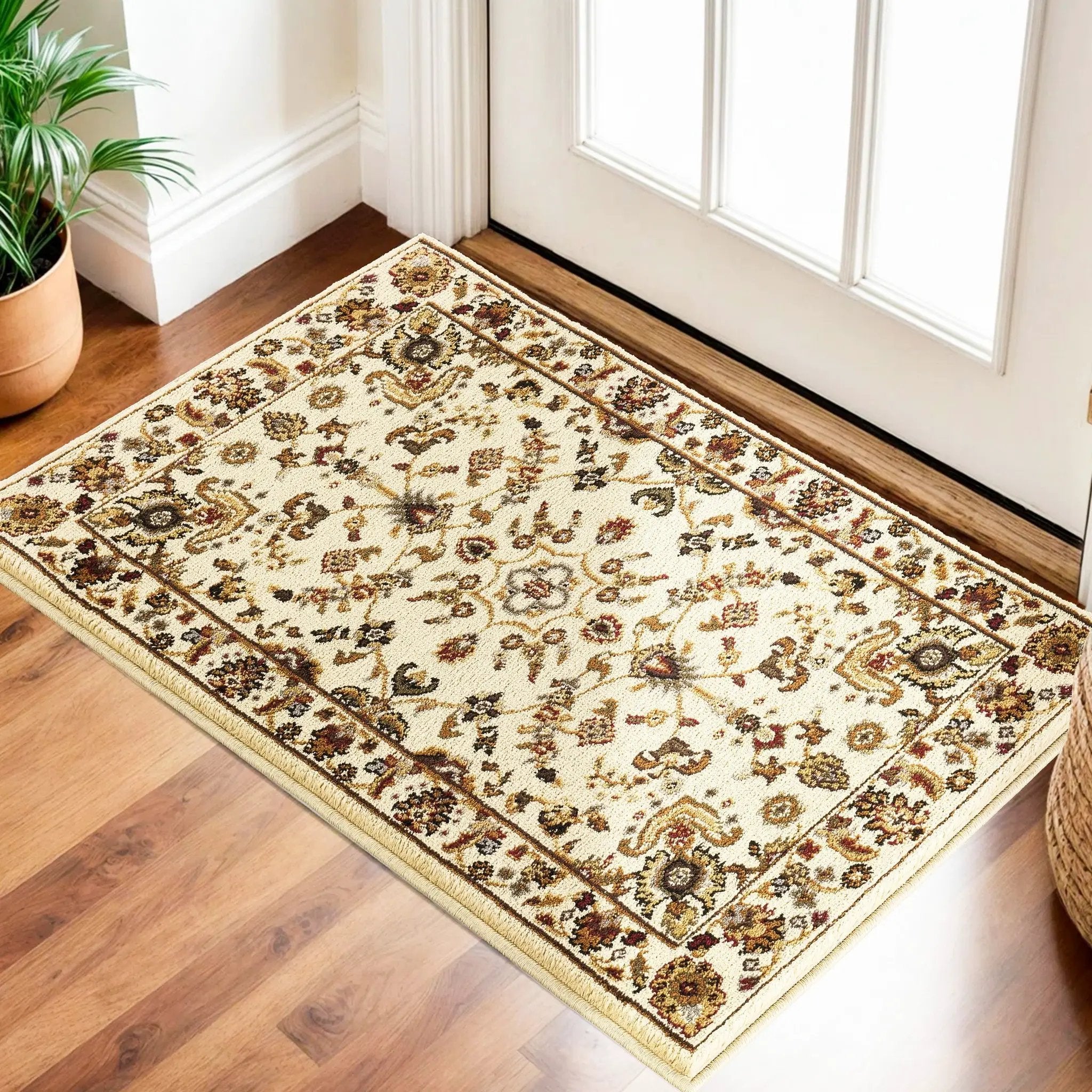 Classic GC_VIN5005 Cream Area Rug by HouseOfZazla