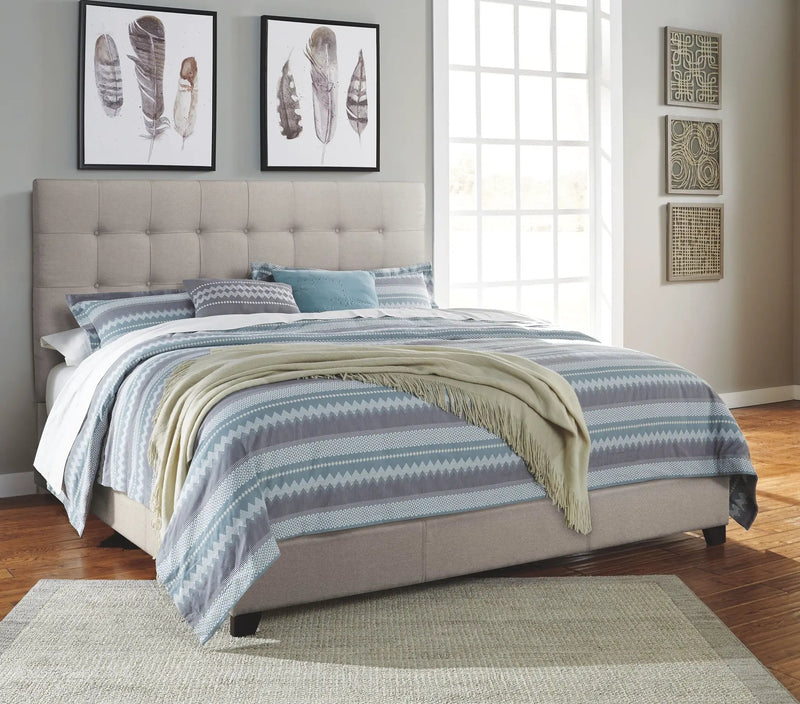 Dolante - Upholstered Bed by Unique Piece Furniture