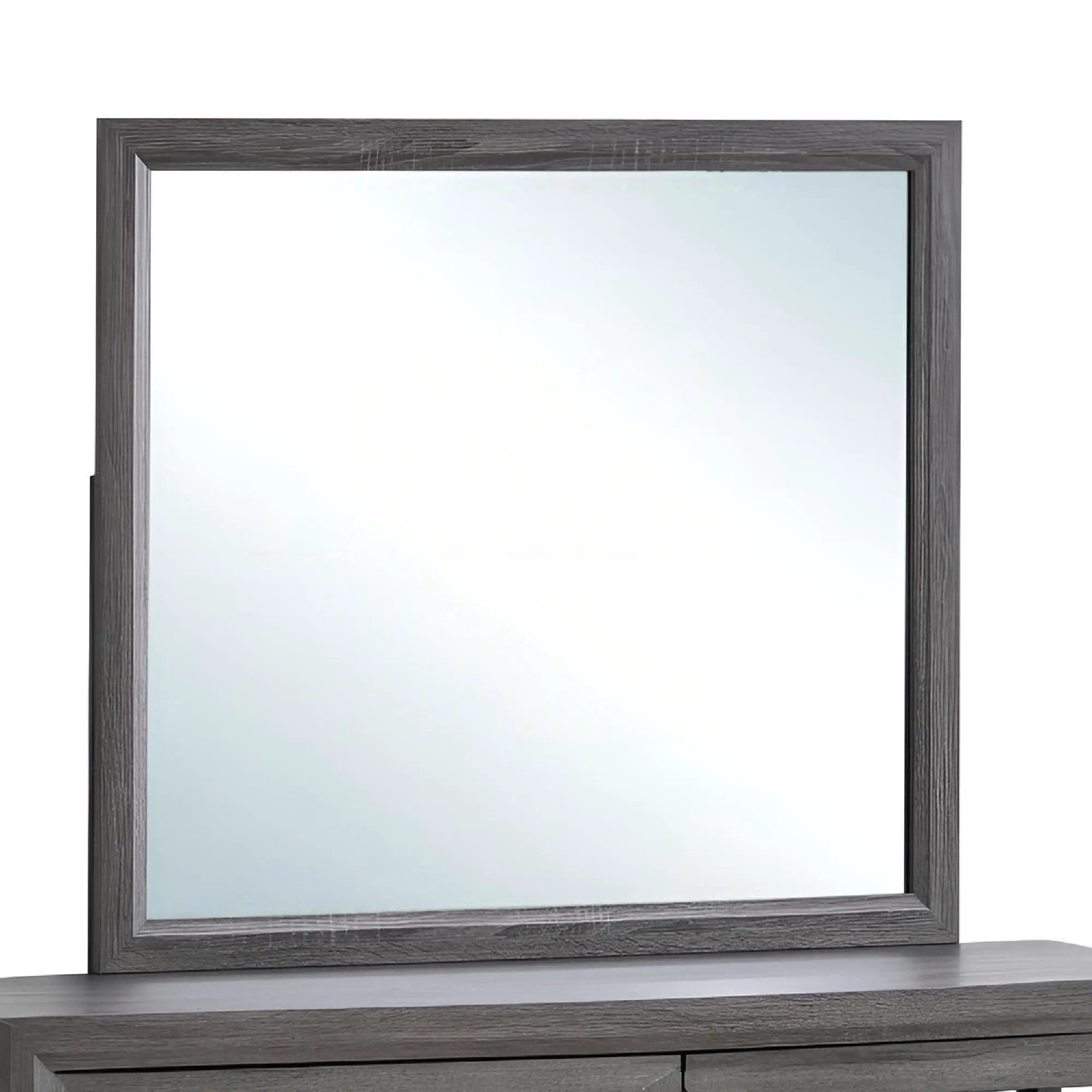 Glasgow - Mirror With Minimalist Design And Low Distortion Glass by HouseOfZazla