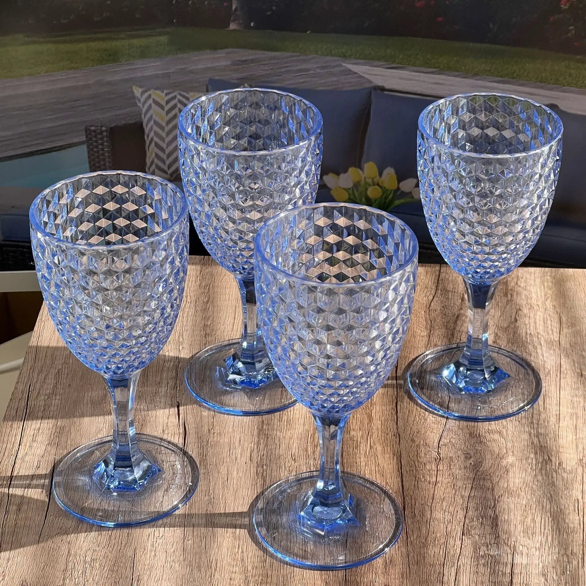 Diamond Cut Plastic Wine Glasses (Set of 4) by HouseOfZazla