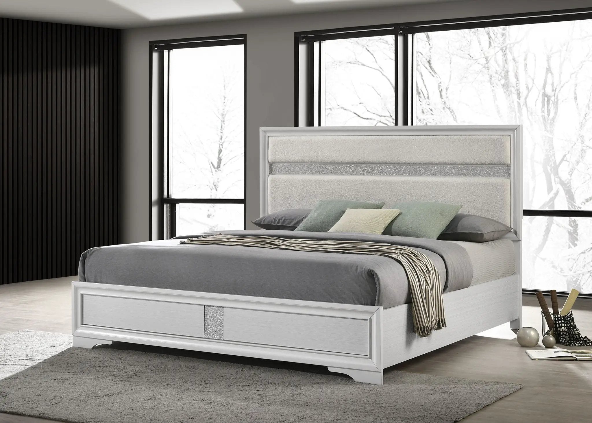 Miranda 54-inch Upholstered Eastern King Panel Bed White by Unique Piece Furniture