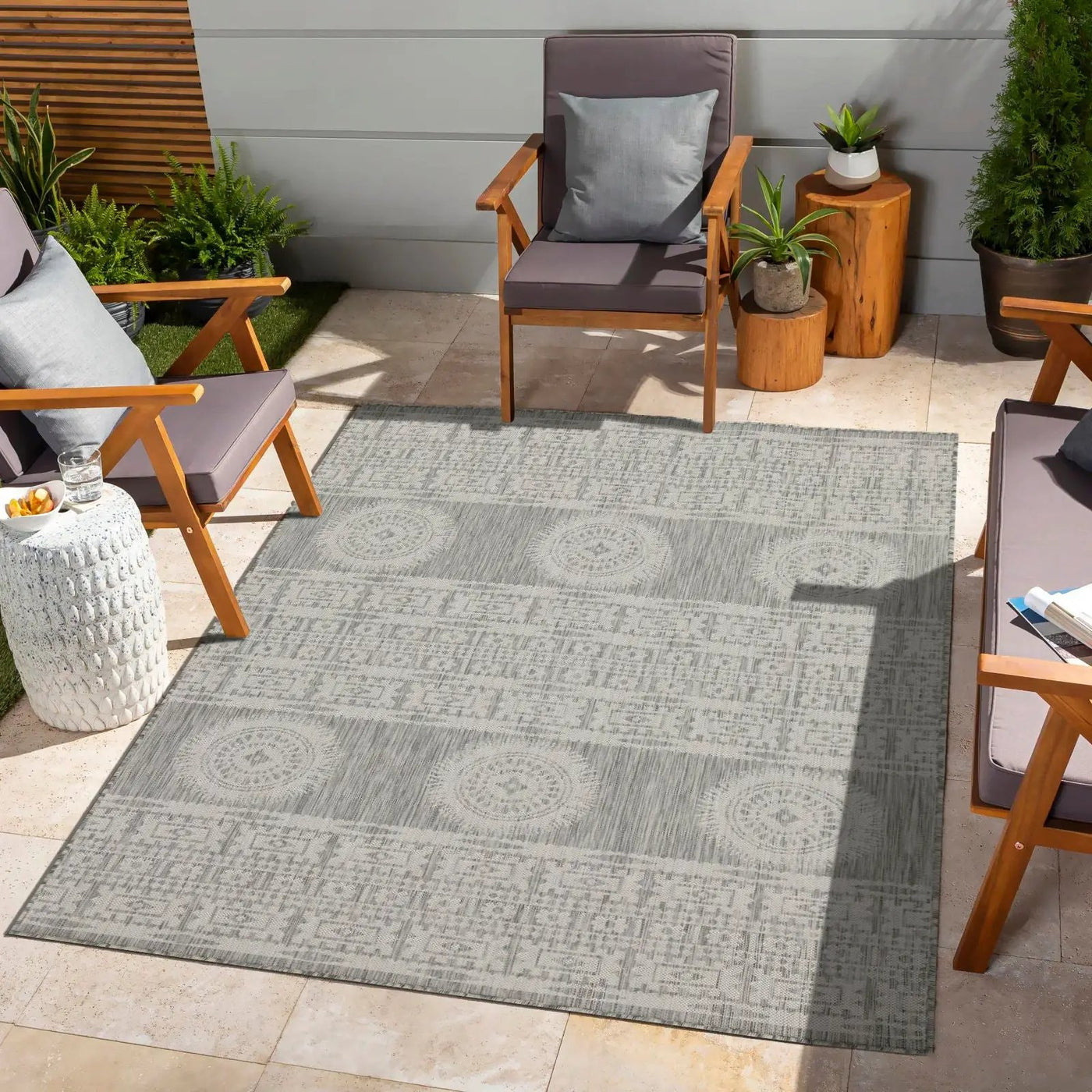 Sunshine - 2'7" X 7'3" Indoor / Outdoor Area Rug by HouseOfZazla