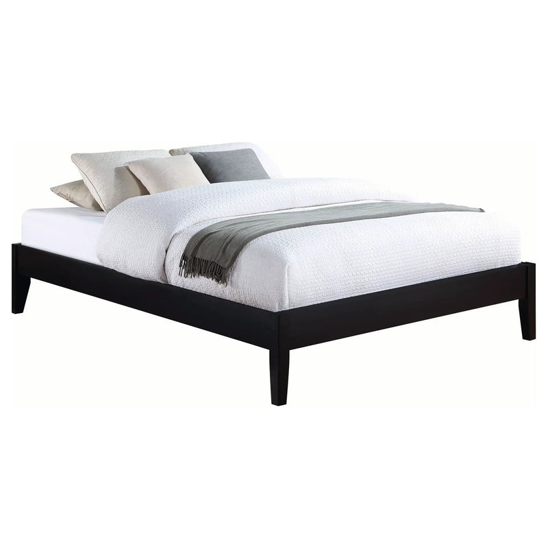 Hounslow Queen Universal Platform Bed Black by Unique Piece Furniture