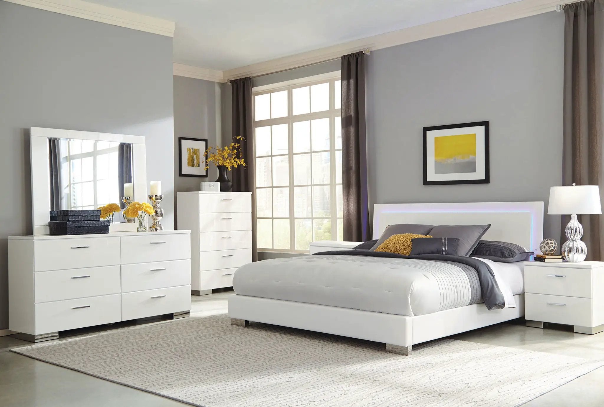 Felicity 6-piece California King Bedroom Set White Gloss by Unique Piece Furniture