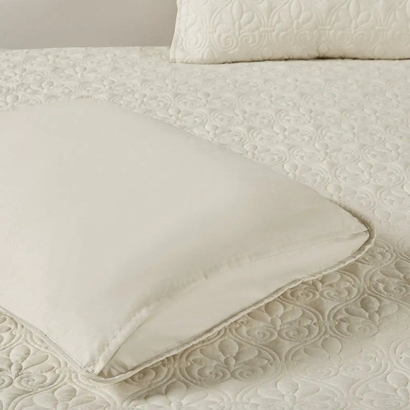 3 Piece Split Corner Pleated Quilted Bedspread by HouseOfZazla