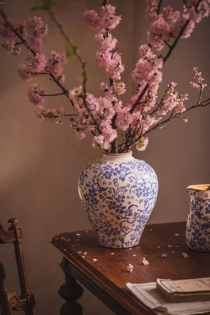D9.1x11" Round Ceramic Vase with Distressed