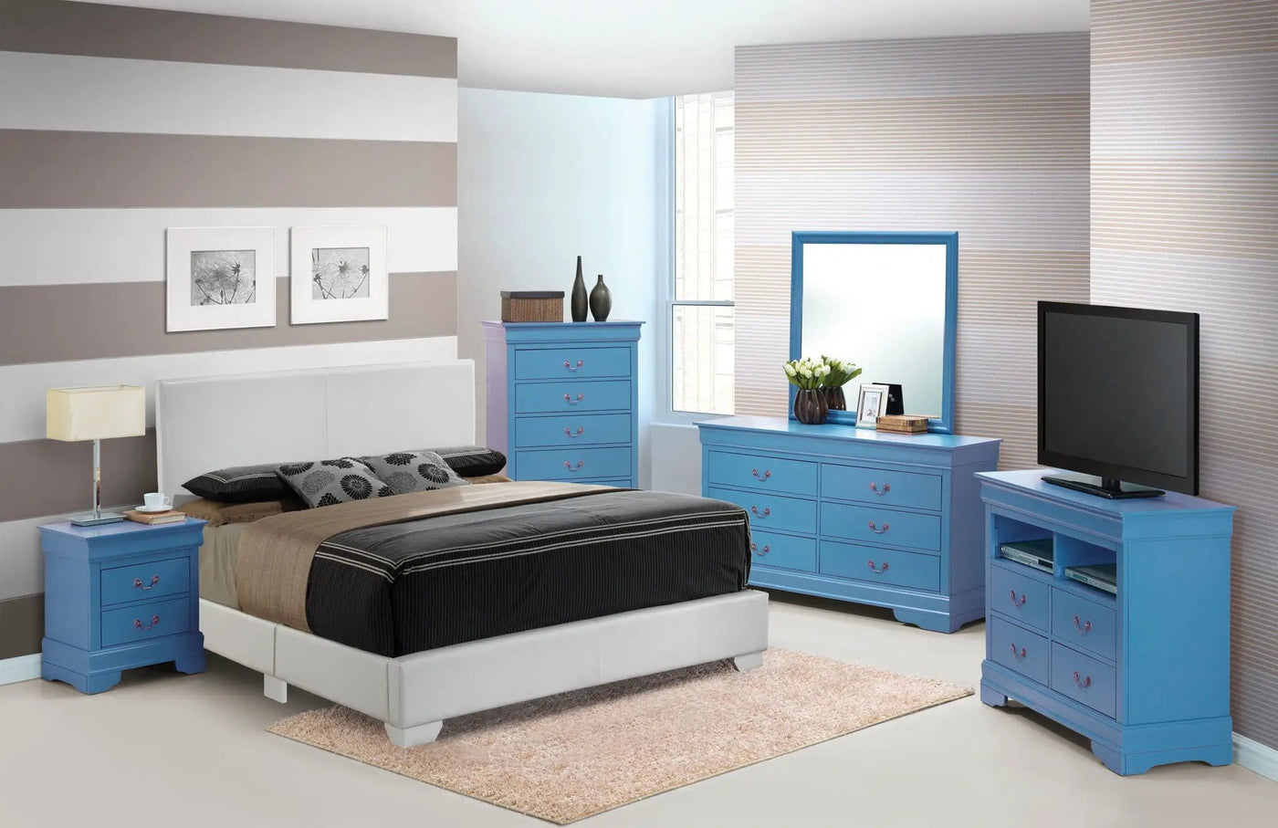 Elegant Platform Bed For Relaxed Spaces by HouseOfZazla
