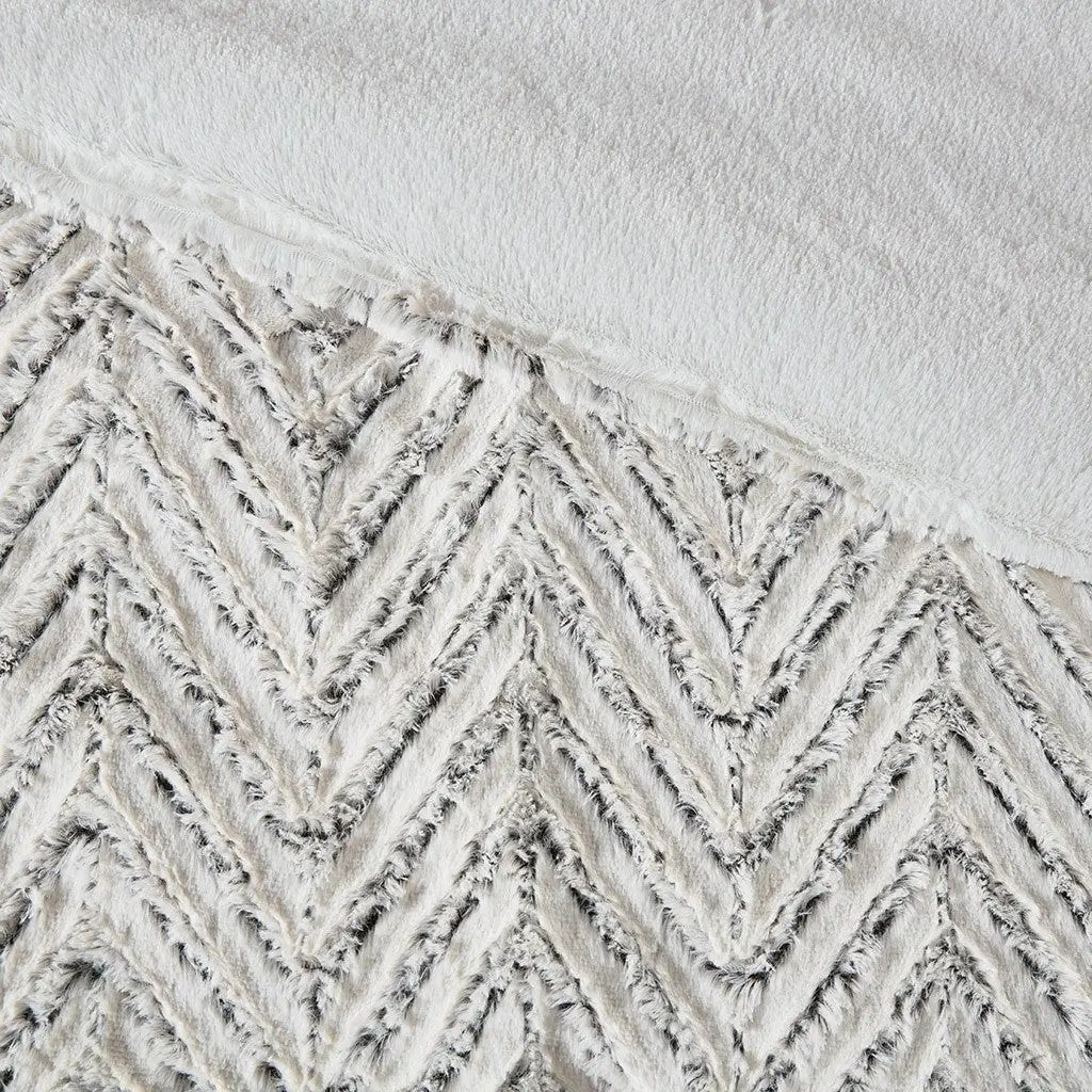 Full/Queen Ultra Plush Down Alternative Comforter Set by HouseOfZazla
