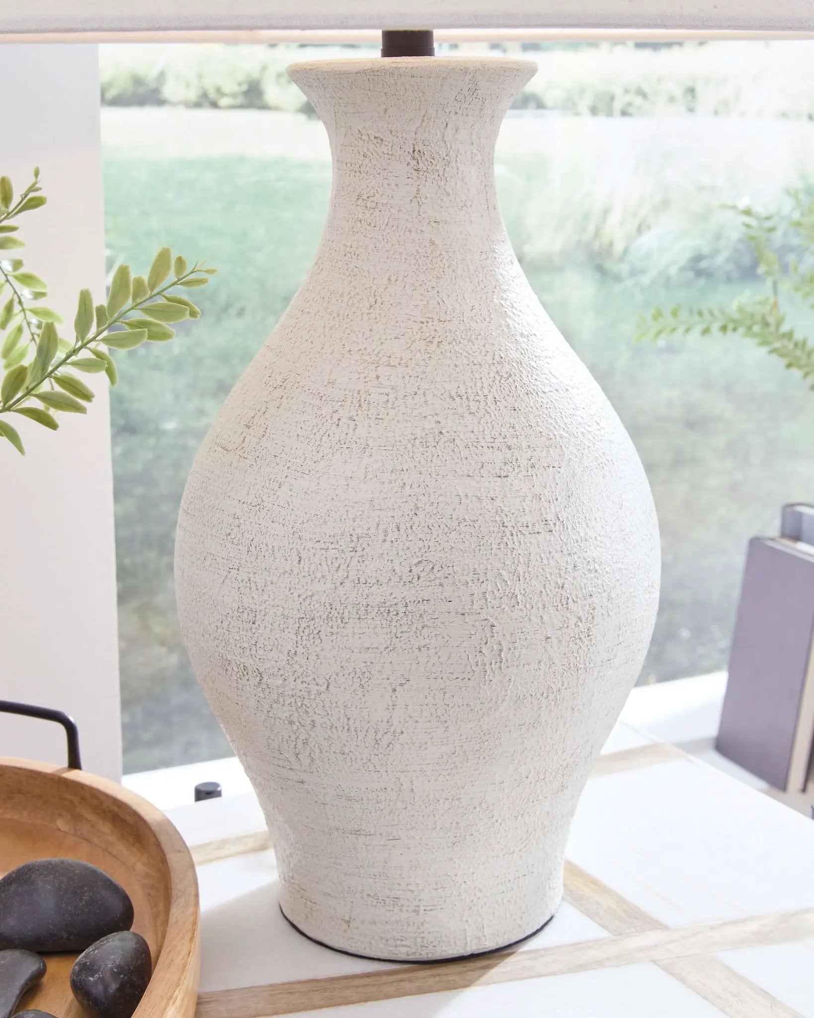 Ashbend - Ceramic Table Lamp - Antique White by Unique Piece Furniture