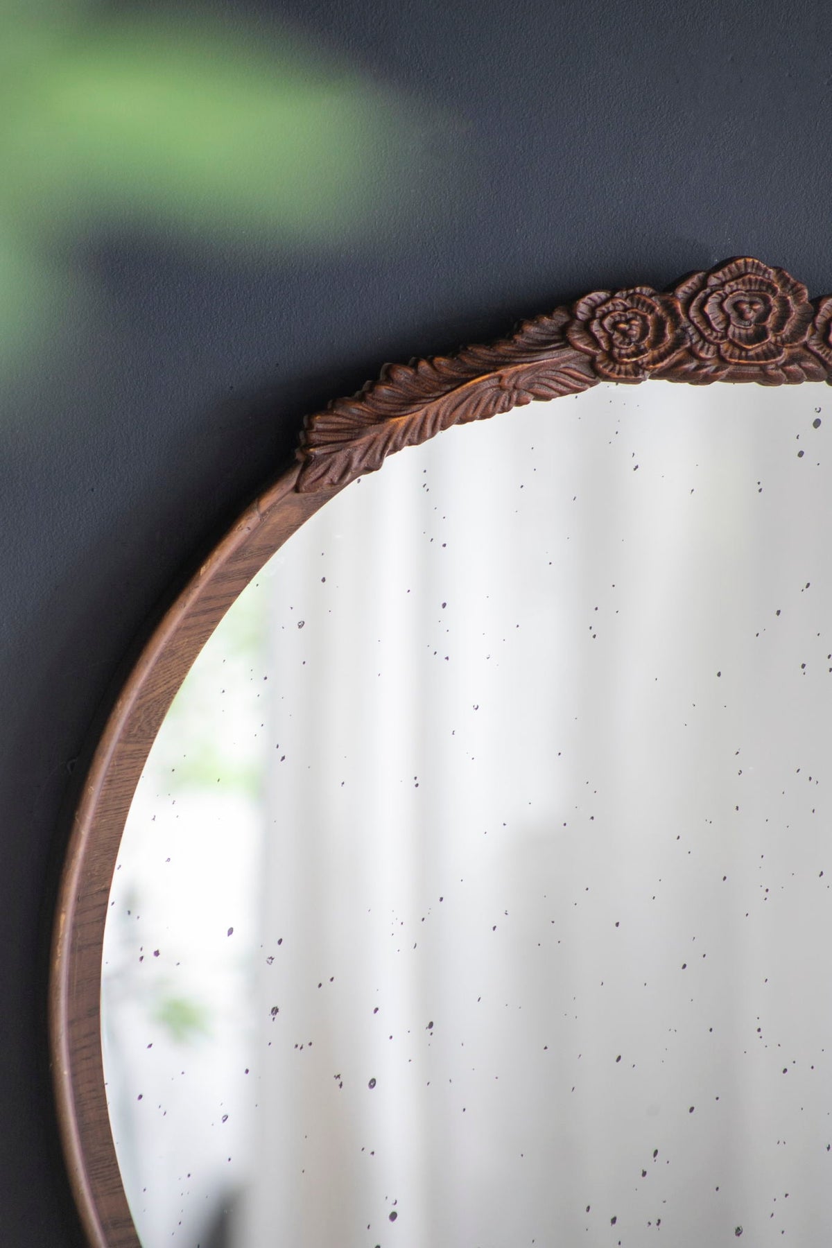 Round Hand Carved Rose Antique Wall Mirror with Intricate Detailing - Light Brown or Black, photo 9 of 22