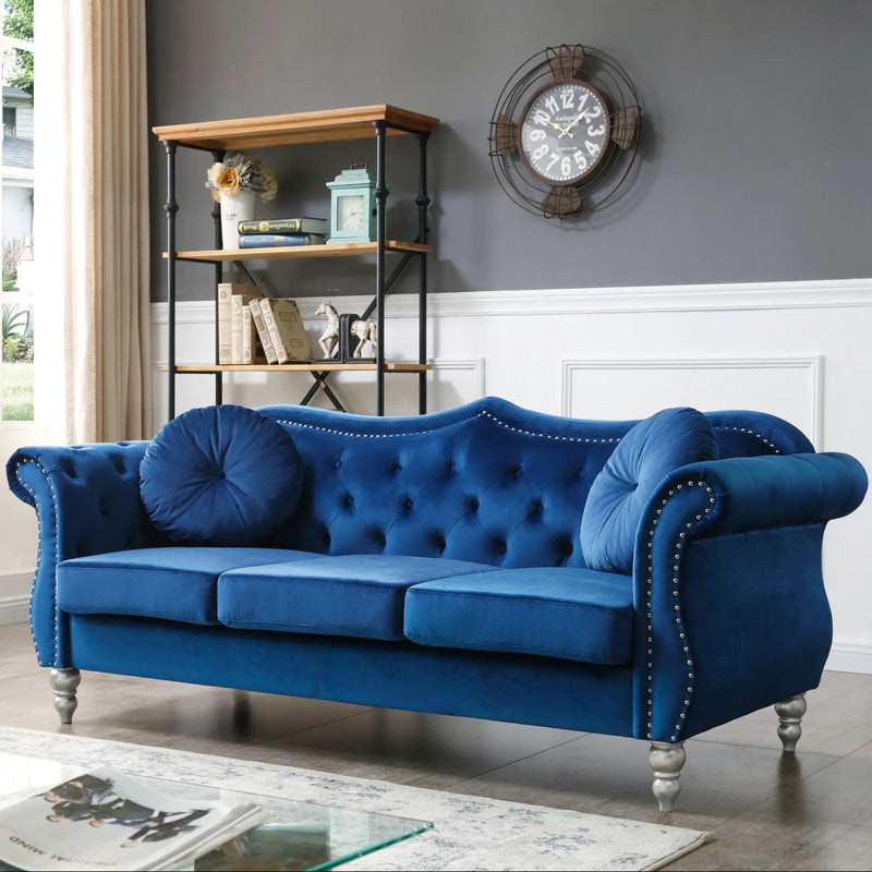 Hollywood - Sofa by Unique Piece Furniture