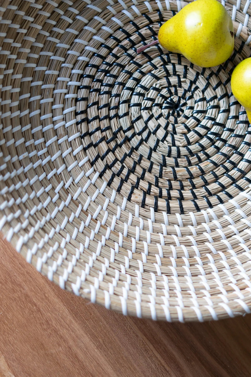 S/2 Kira Woven Seagrass Bowls by HouseOfZazla