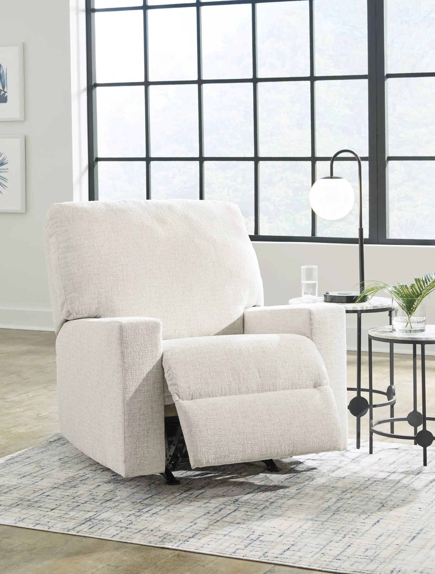 Rannis - Rocker Recliner by Unique Piece Furniture