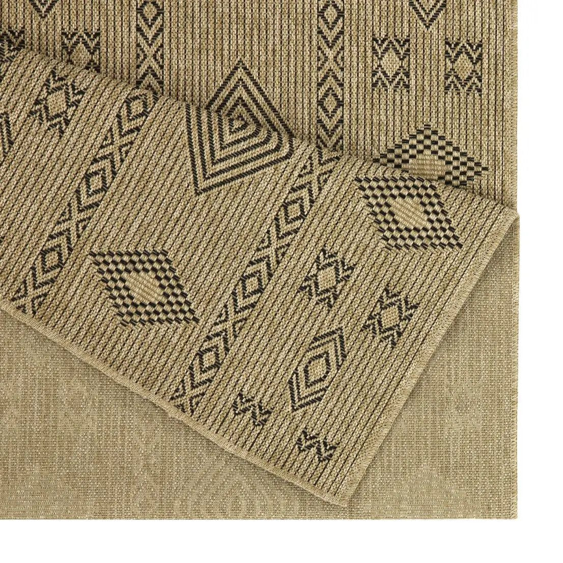 Earth GC_NTL1001 Jute/Black 5 ft. 3 in. x 7 ft. 3 in. Indoor/Outdoor Area Rug by HouseOfZazla