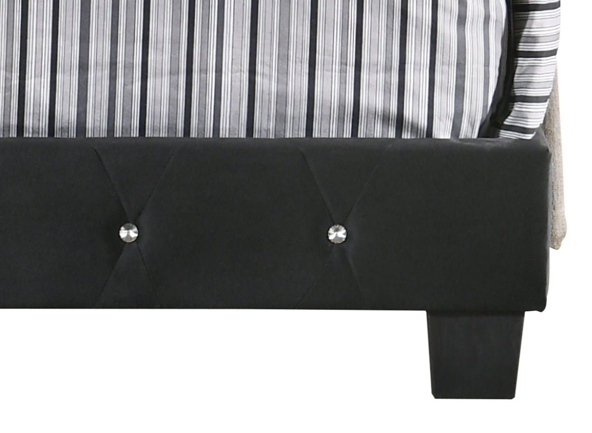 Luxurious Upholstered Bed, photo 37 of 40