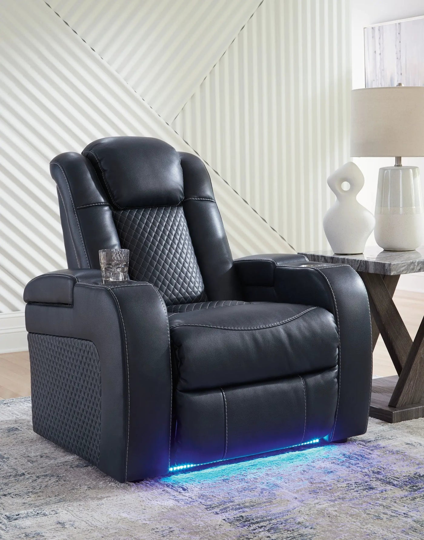 Fyne-dyme - Power Recliner/Adj Headrest by Unique Piece Furniture