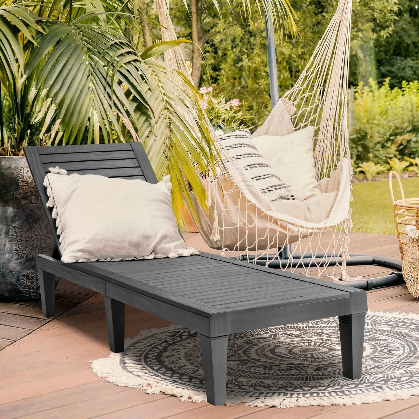 Outdoor by DirectDeals