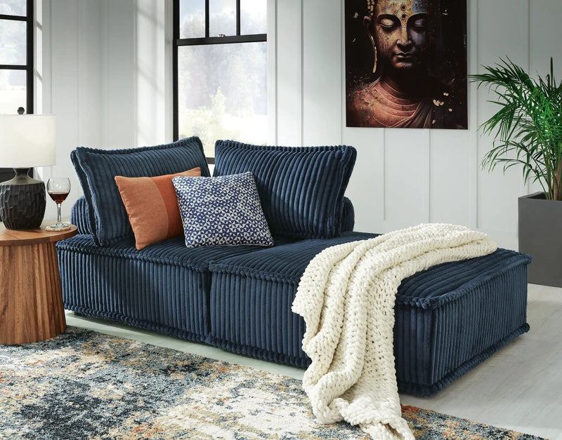 Bales - Sectional by Unique Piece Furniture