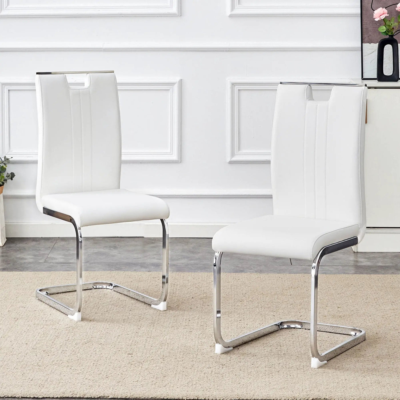 Bow Shaped Chairs, Ergonomic Design, Non Slip Base by HouseOfZazla