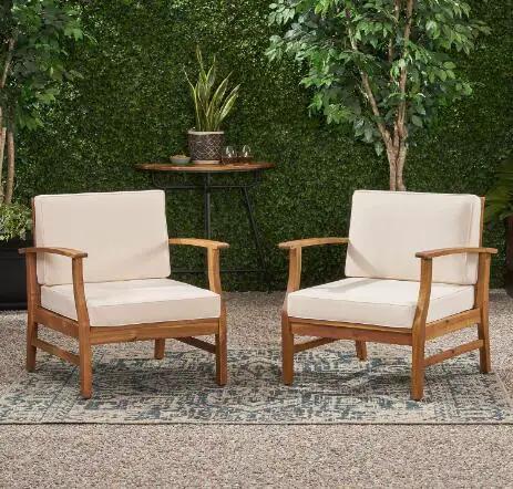 Perla Contemporary Club Chair with Water Resistant Cushion by HouseOfZazla