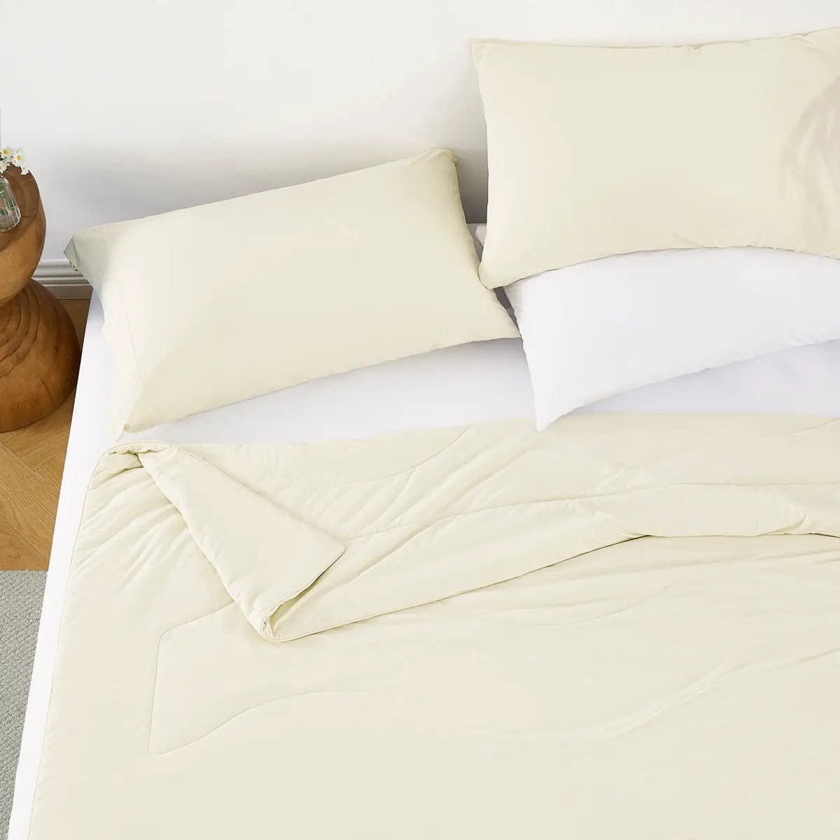 1-Piece 90x90" Cooling DA Comforter by HouseOfZazla