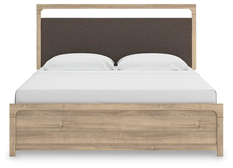 Kinlanni - Upholstered Panel Bed by Unique Piece Furniture