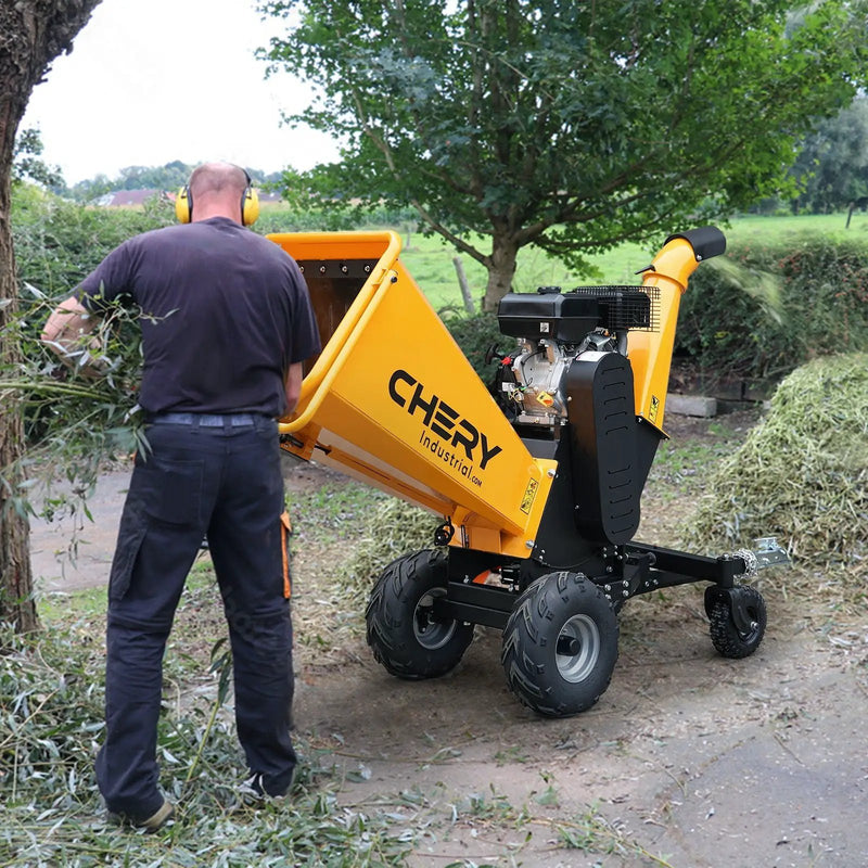 6'' 420Cc 15Hp Pull Start Gas Powered 4 - Wheels Chipper Shredder Mulcher With Towbar / Stop Bar - Yellow by HouseOfZazla