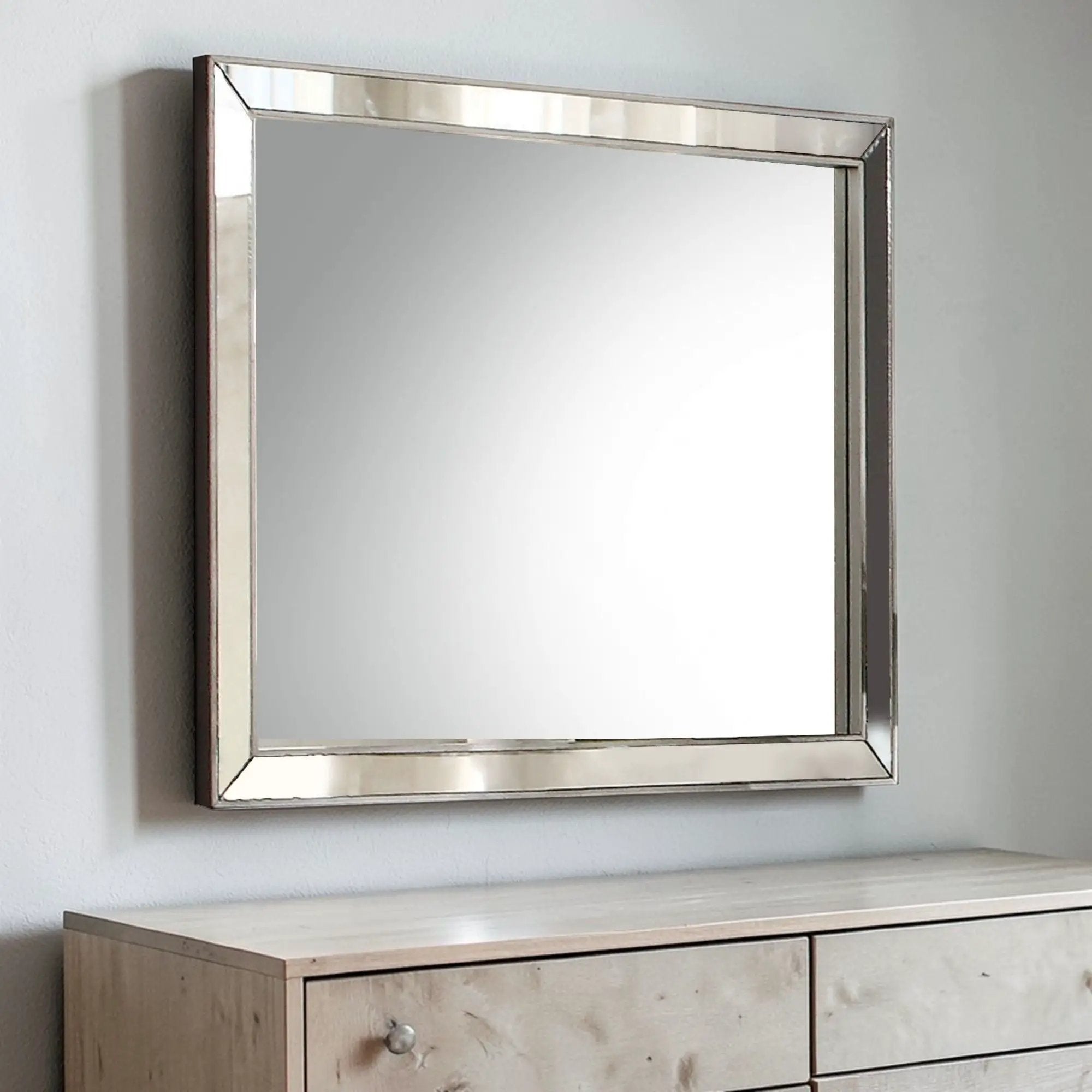 Voeville II - Mirror - Silver by Unique Piece Furniture