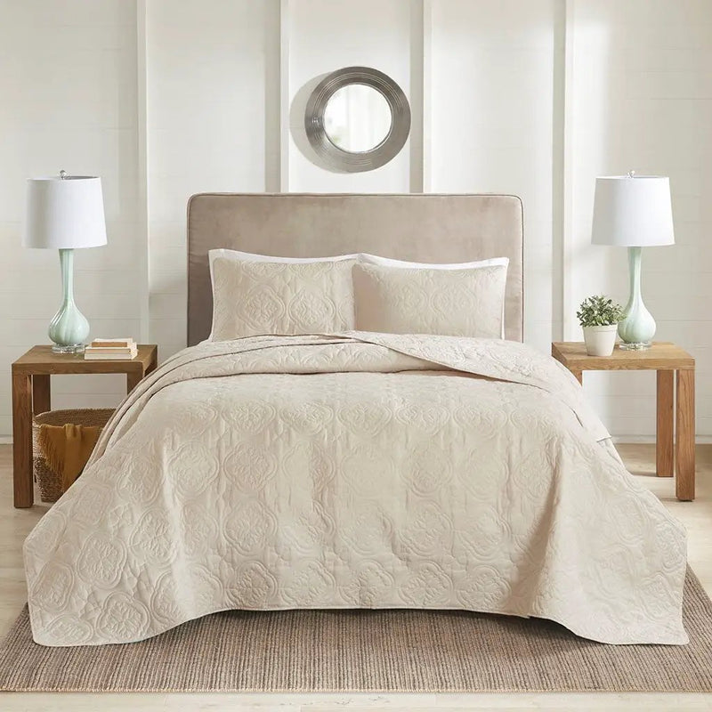 3 Piece Reversible Bedspread Set Cream Full/Queen by HouseOfZazla