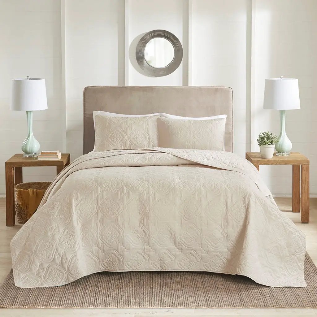 3 Piece Reversible Bedspread Set Cream King/Cal King by HouseOfZazla