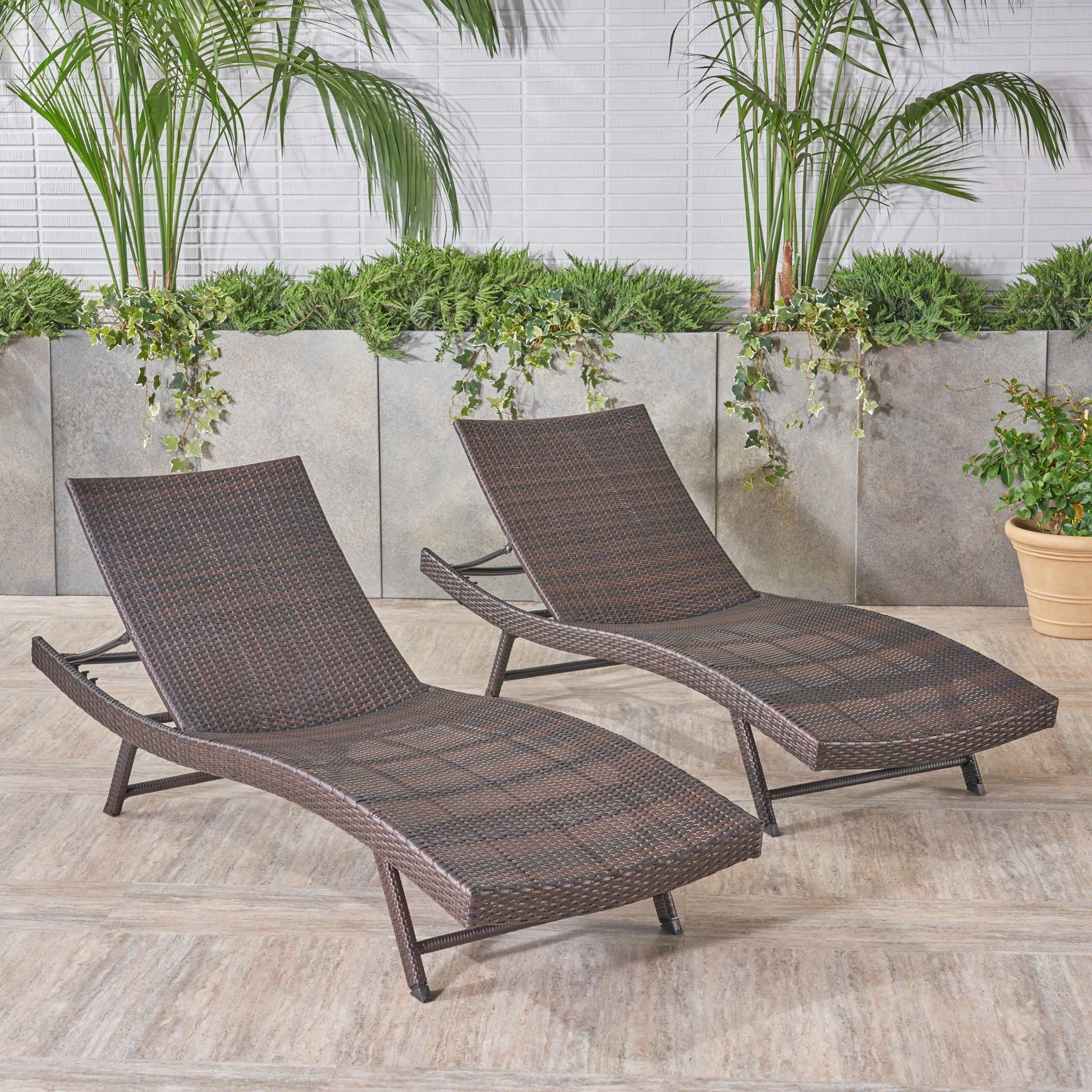 Kauai - Modern Style Wicker Chaise Lounge - Brown Multi by HouseOfZazla