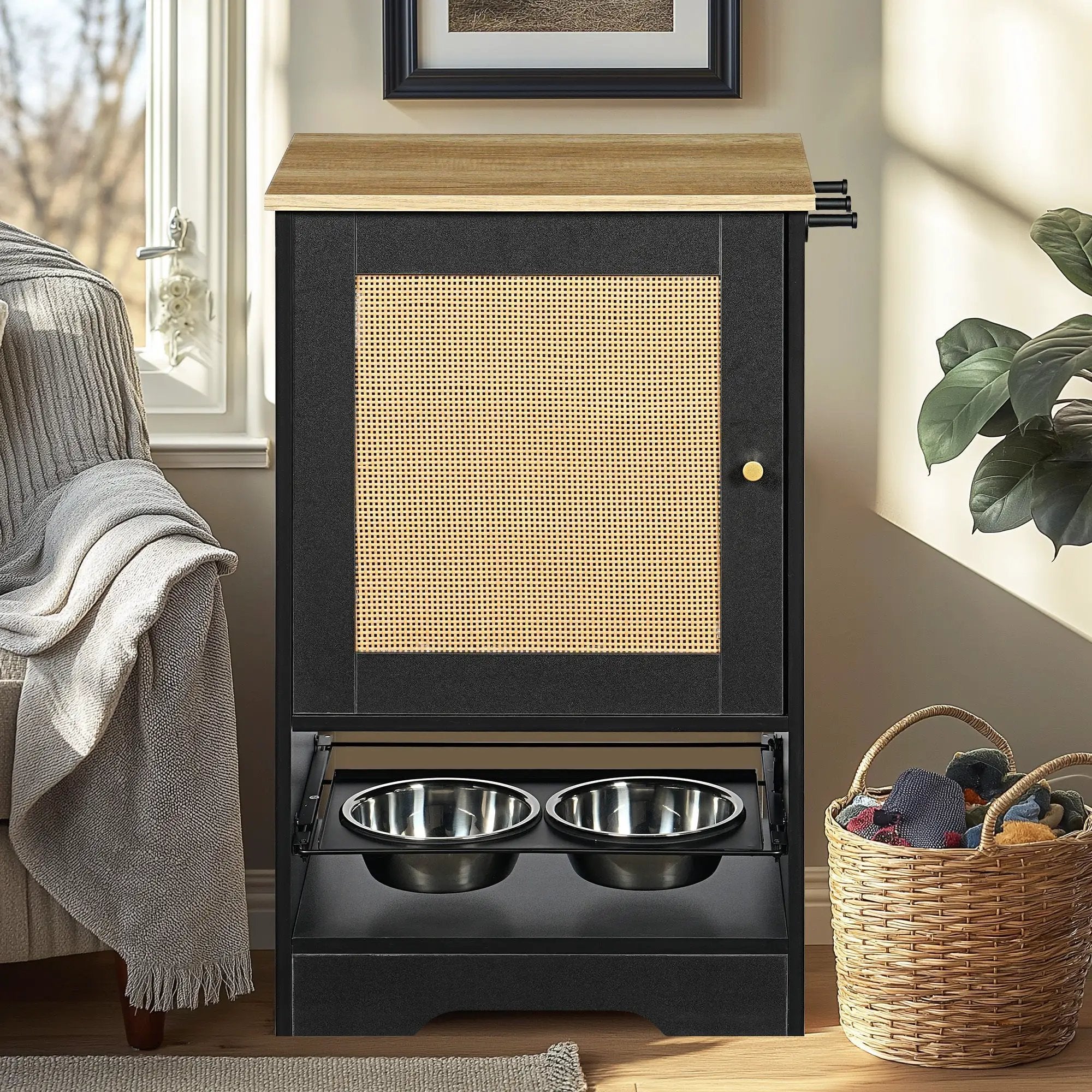 Feeding Station with 1 Storage Cabinet Black by HouseOfZazla