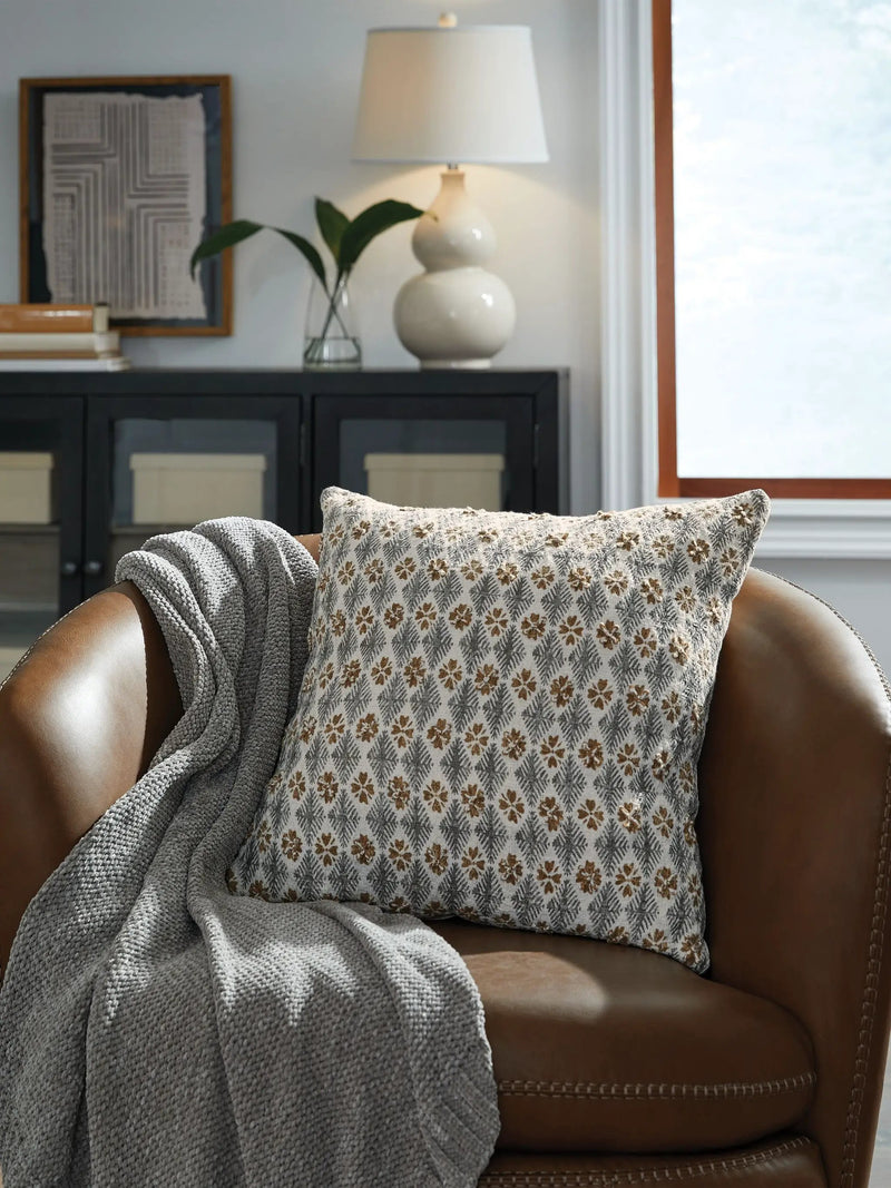 Dainwick - Pillow by Unique Piece Furniture