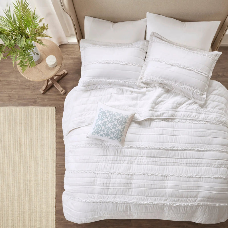 4 Piece Reversible Ruffle Quilt Set with Throw Pillow White King/Cal King by HouseOfZazla