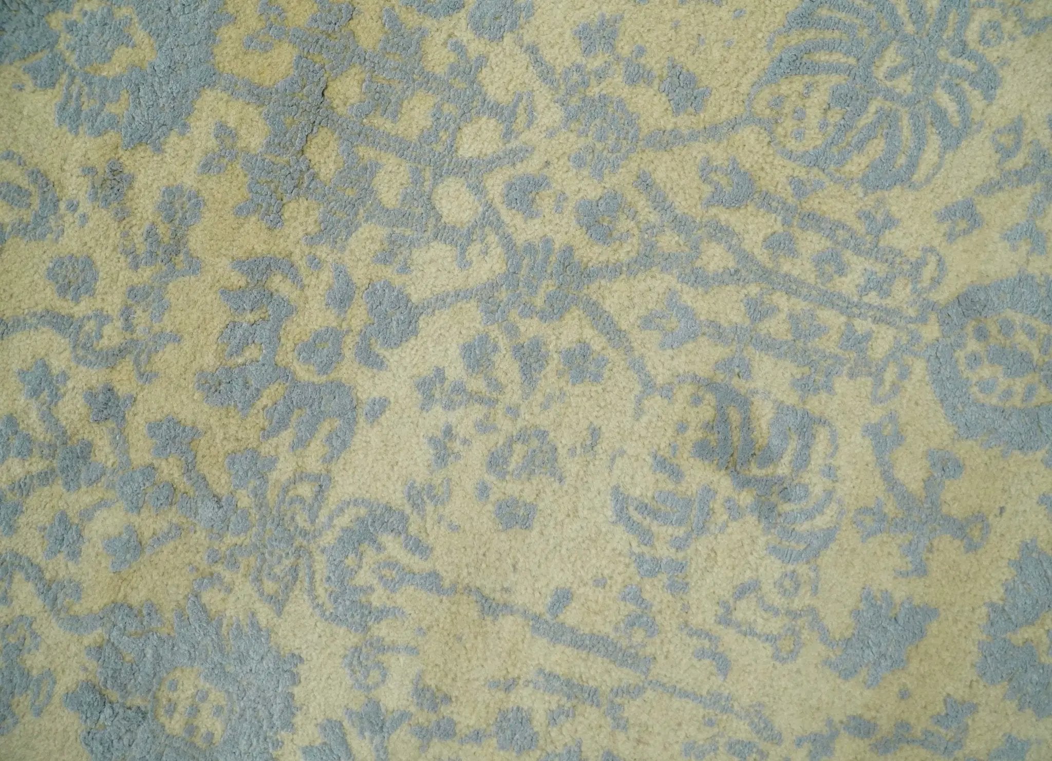 4x6 Fine Hand Knotted Gold and Silver Traditional Persian Style Antique Wool and Silk Rug by The Rug Decor
