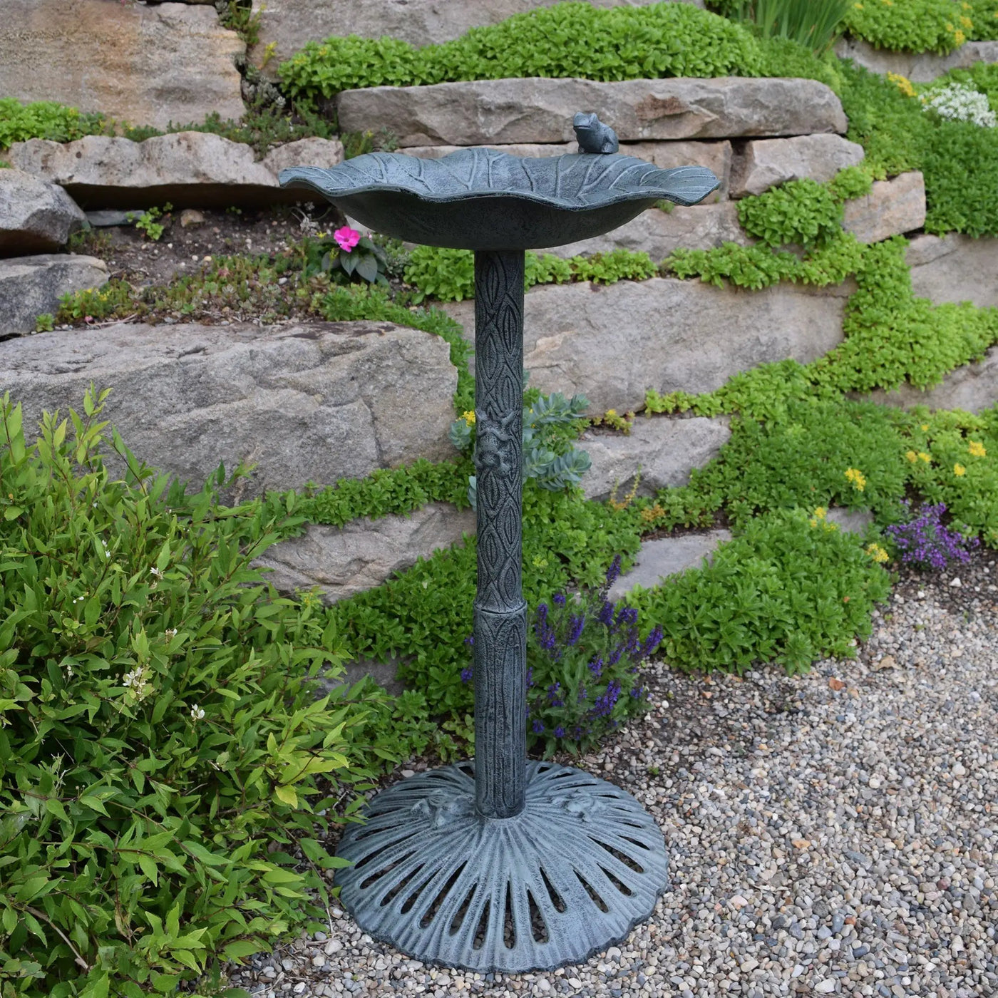 Round Cast Aluminum Metal 35-in Frog Bird Bath with Leaf Bowl by Sharicks