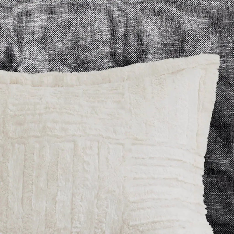 King/Cal King Fur Down Alternative Comforter Mini Set by HouseOfZazla