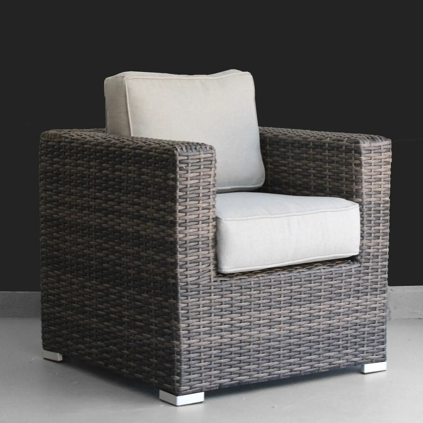Patio Chair With Cushions Stylish Design by HouseOfZazla