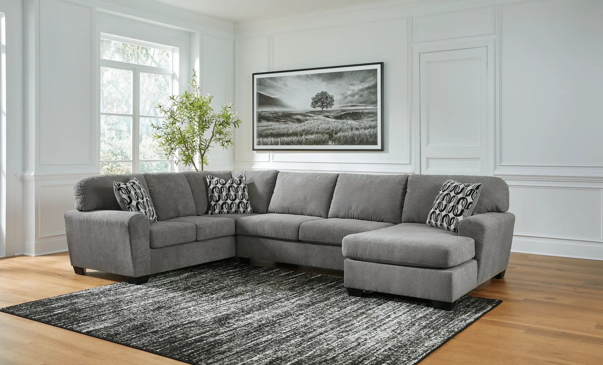 Birkdale Court - Sectional by Unique Piece Furniture