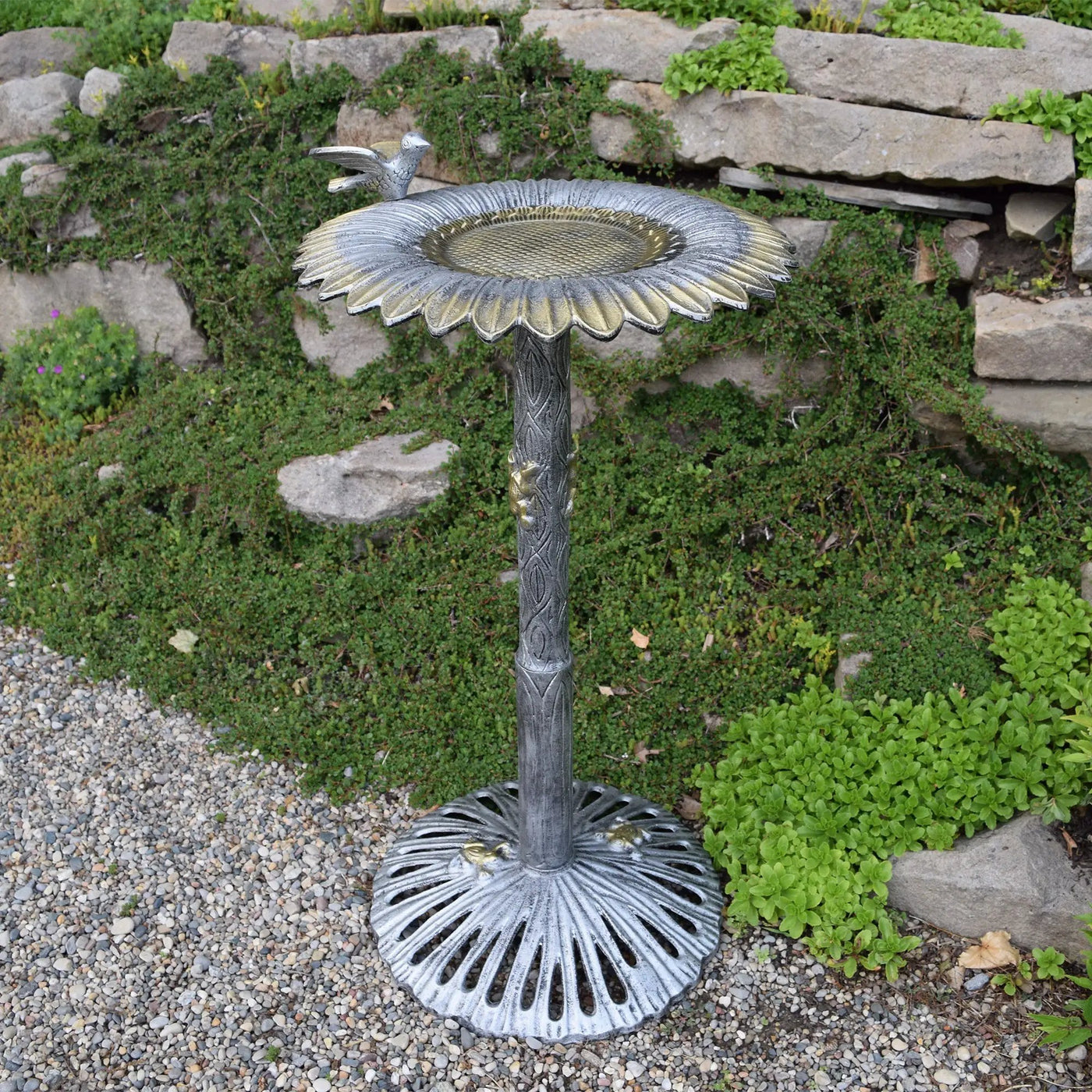 Round Cast Aluminum Metal 30-in Bird Bath with Sunflower Bowl by Sharicks