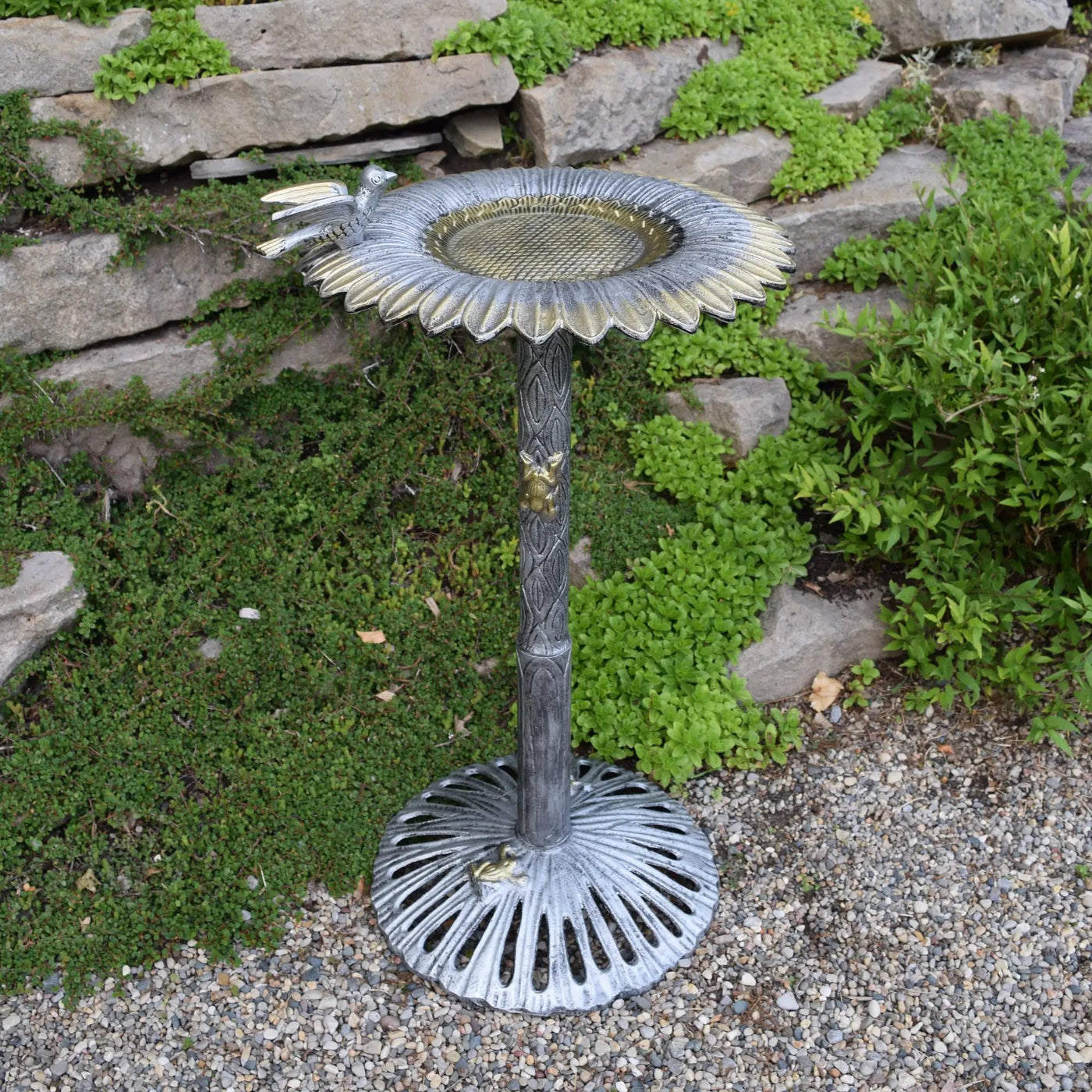 Round Cast Aluminum Metal 30-in Bird Bath with Sunflower Bowl by Sharicks