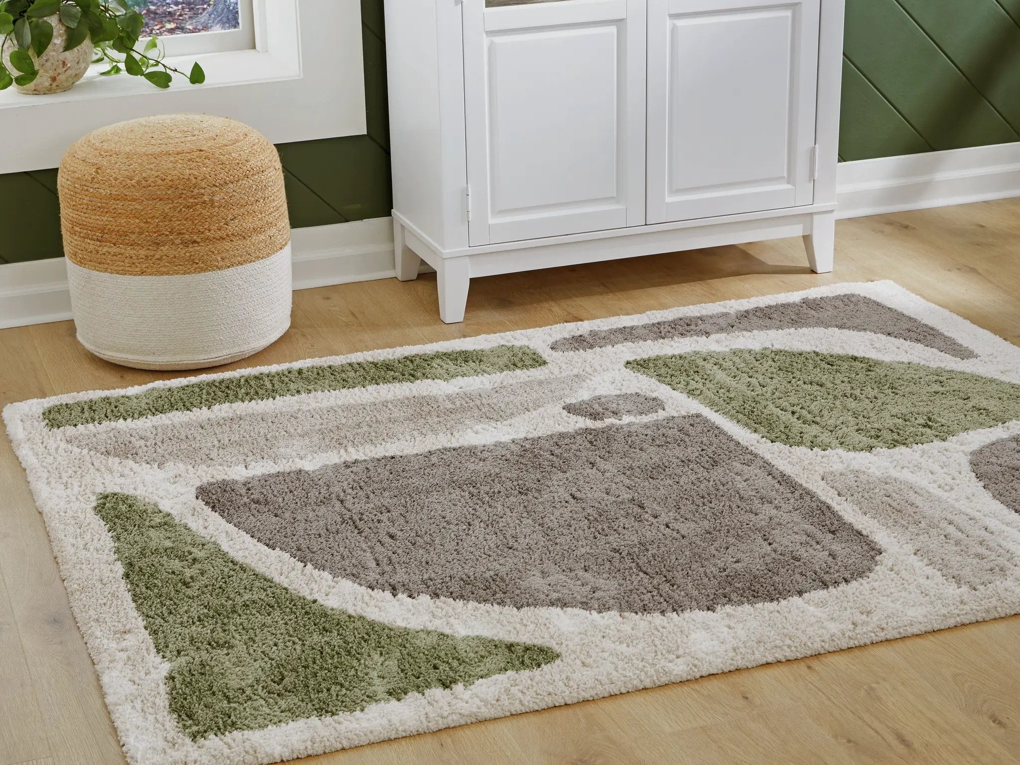 Anburgh - Rug by Unique Piece Furniture
