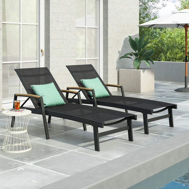Oaxton Chaise Lounge by HouseOfZazla