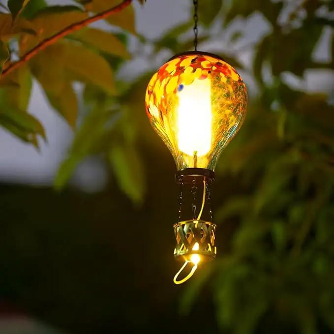 Solar Hot Air Balloon Lantern with Flame, Unique Hot Air Balloon Solar Lanterns with LED Candle Light, Waterproof Outdoor Lanterns Decor for Yard, Patio, Garden, Porch