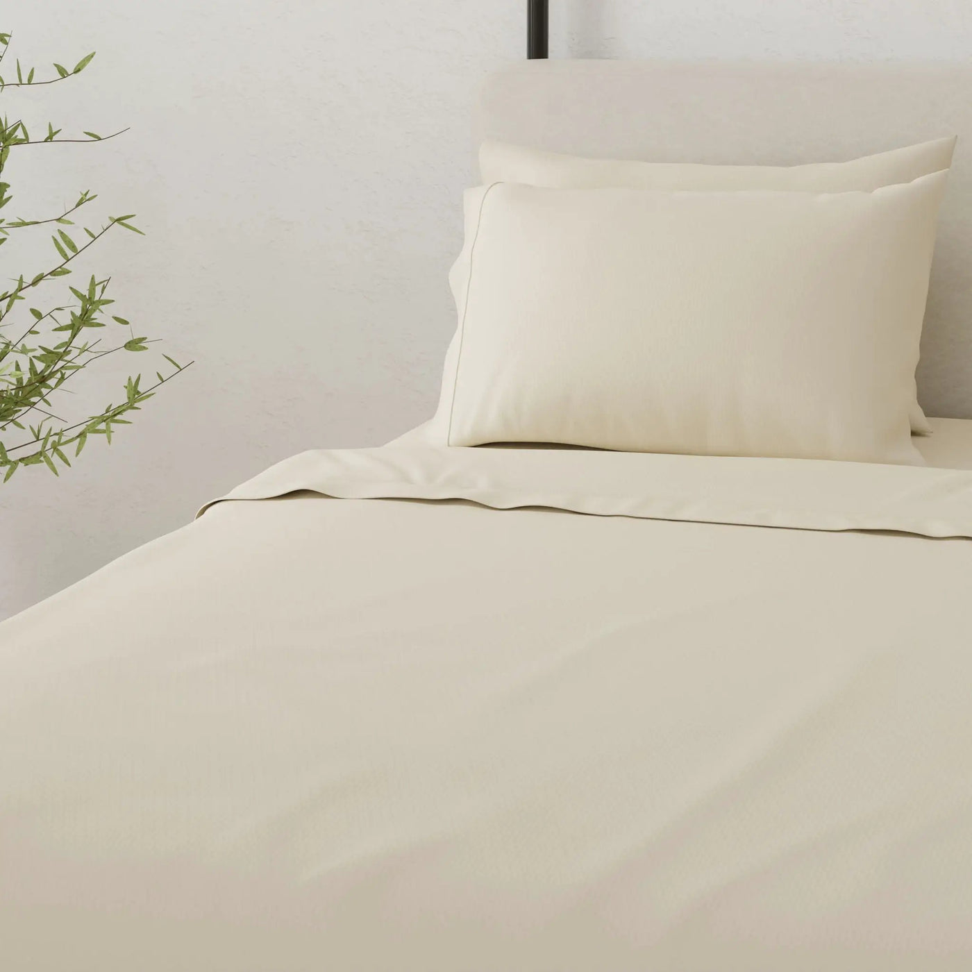 Brushed Hypoallergenic Sheet Set by HouseOfZazla