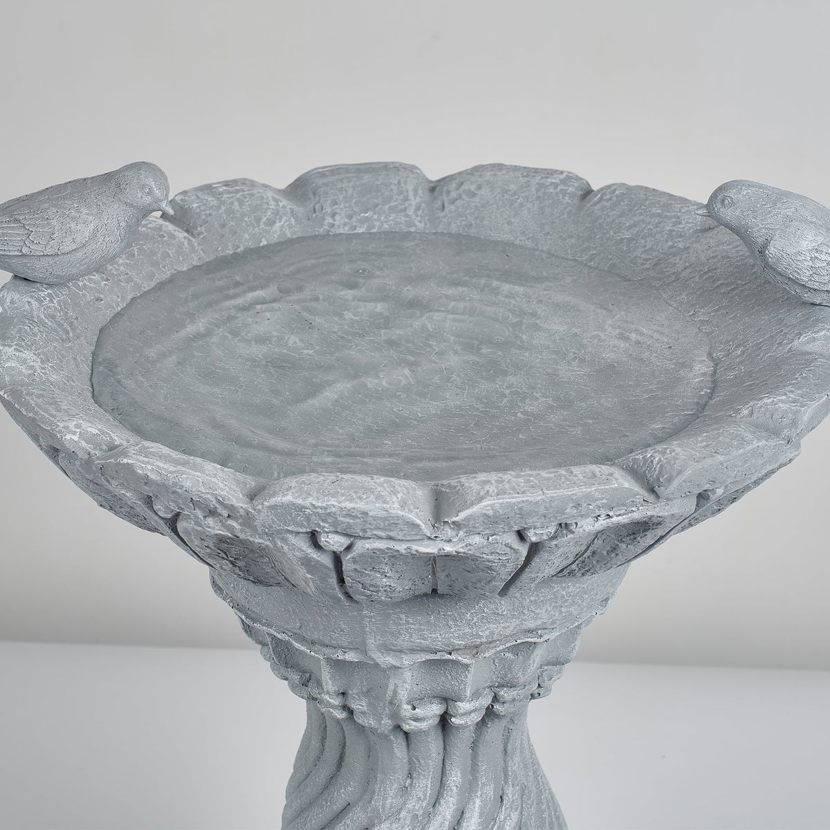 Magnesium Oxide Garden Bird Bath Statue with Vintage Pedestal - Grey, photo 3 of 10
