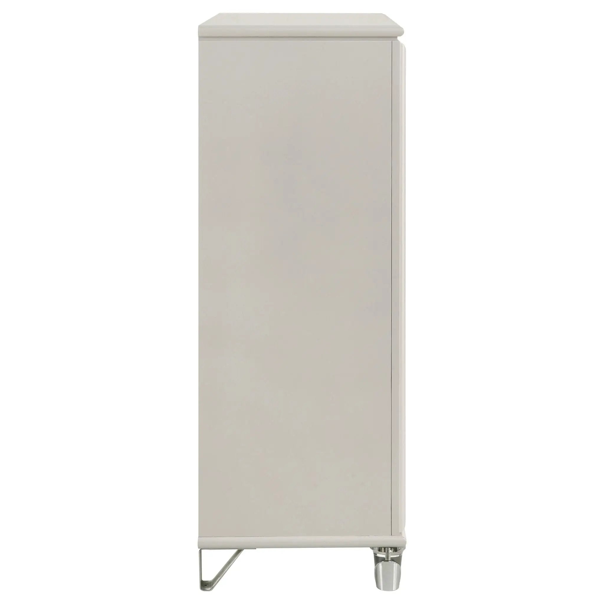 Gwendolyn - 5 Drawer Bedroom Chest Of Drawers - White by HouseOfZazla